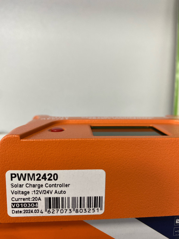 контролер заряда Delta PWM 2420